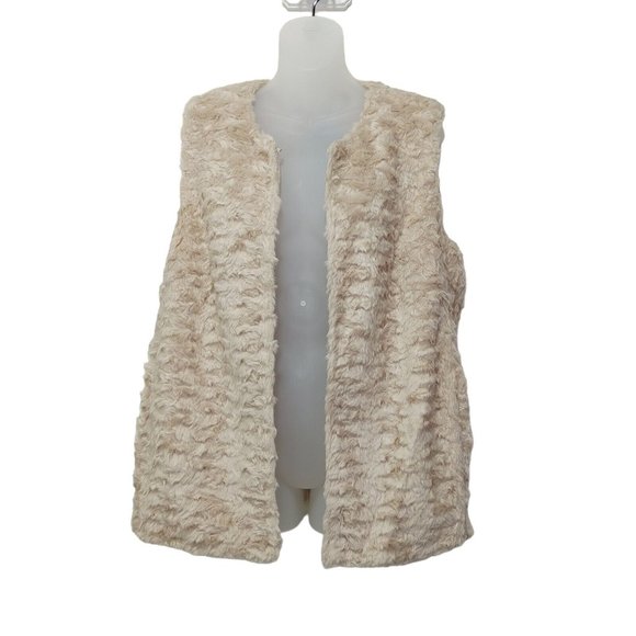 Forever 21 Jackets & Blazers - Forever 21 Contemporary Faux Long Fur Vest Raised Collar Fully Lined Wom…
